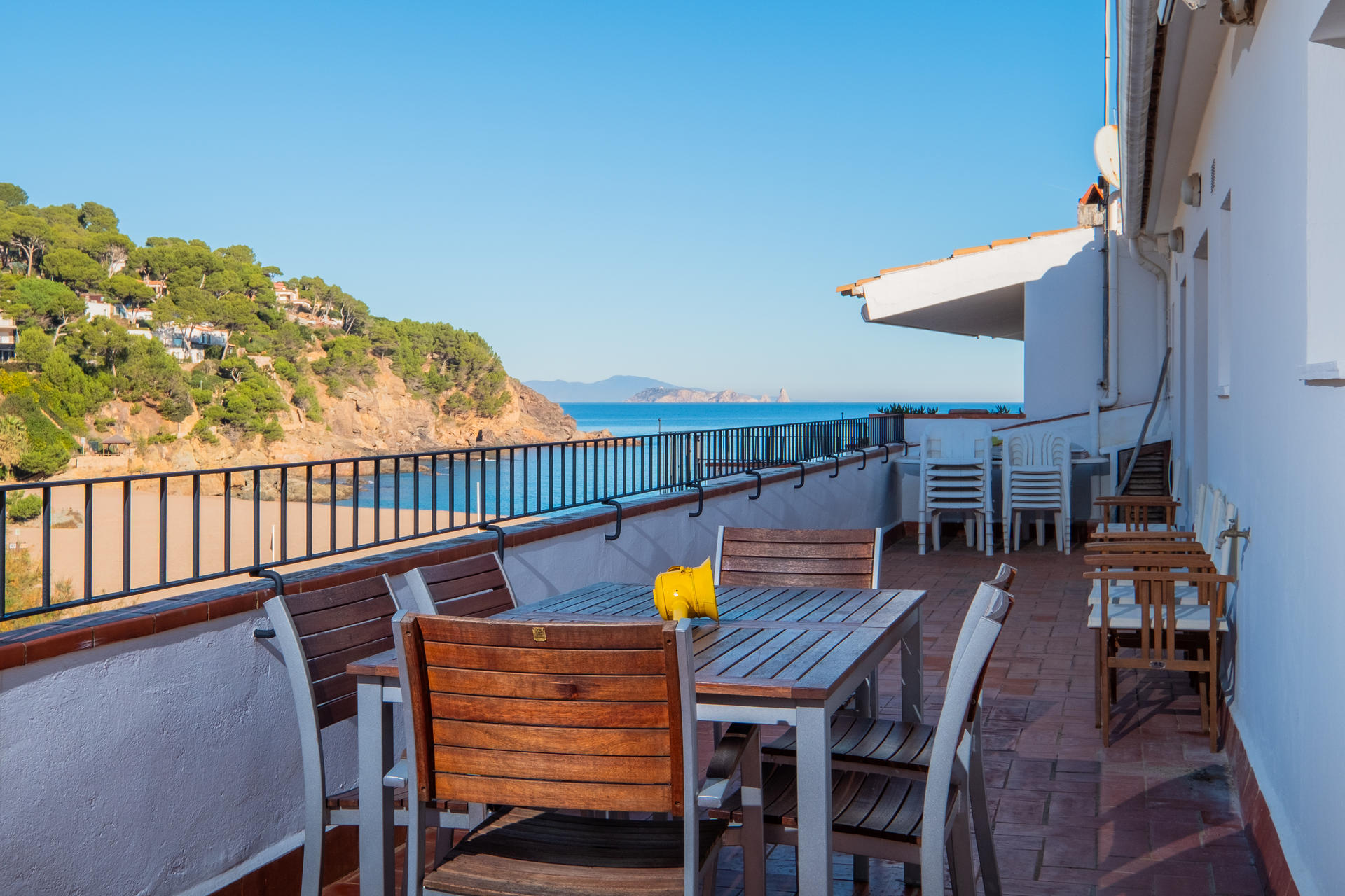 Apartment -
                        Begur -
                        3 bedrooms -
                        6 persons